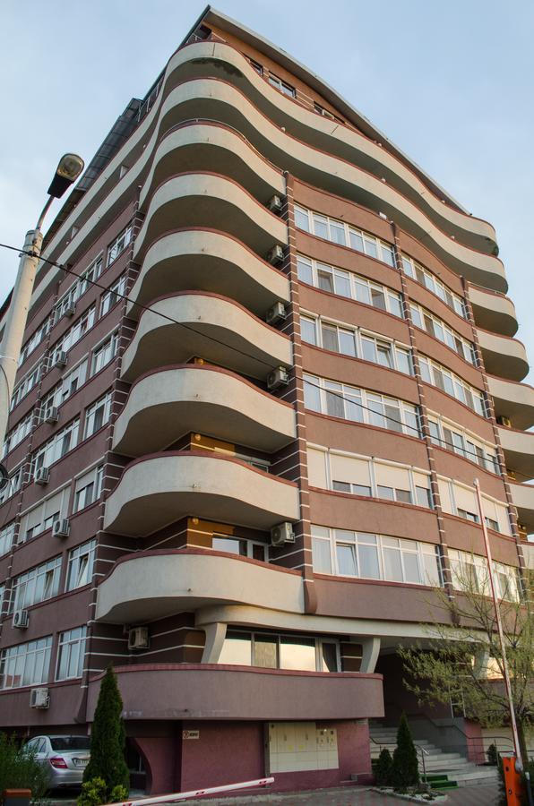 אורדאה Plaza Apartament מראה חיצוני תמונה